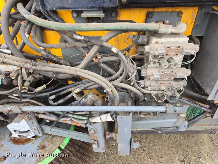 image for item EC4164 2009 Elgin Pelican Series NP street sweeper