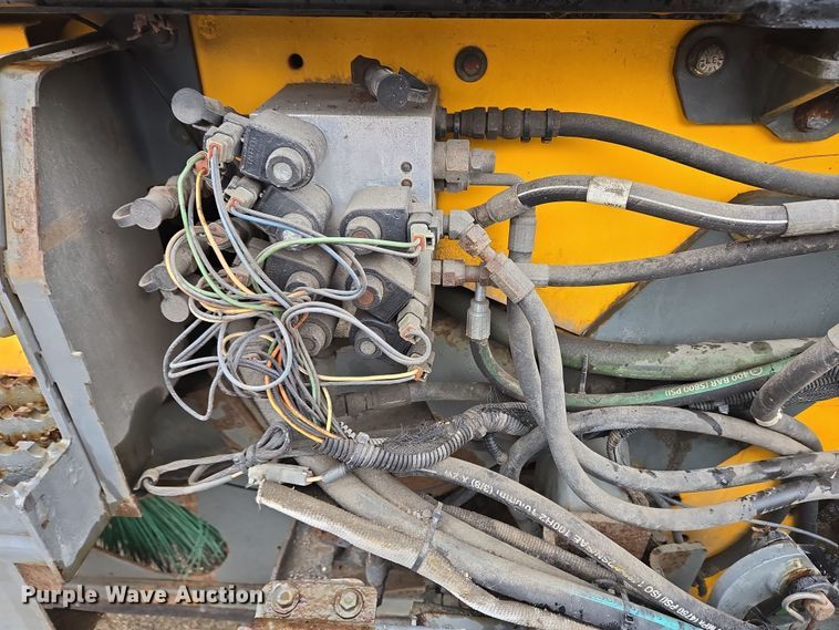 image for item EC4164 2009 Elgin Pelican Series NP street sweeper