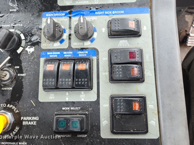 image for item EC4164 2009 Elgin Pelican Series NP street sweeper