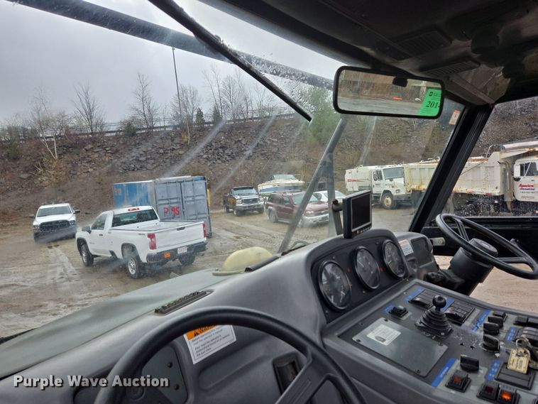 image for item EC4164 2009 Elgin Pelican Series NP street sweeper