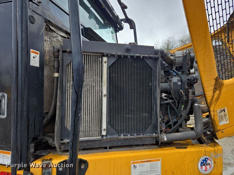 image for item EC4164 2009 Elgin Pelican Series NP street sweeper