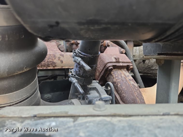 image for item EC4164 2009 Elgin Pelican Series NP street sweeper