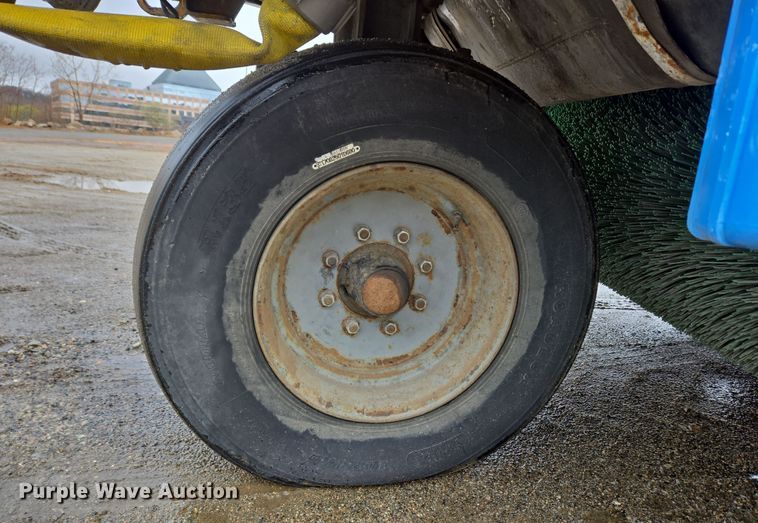 image for item EC4164 2009 Elgin Pelican Series NP street sweeper