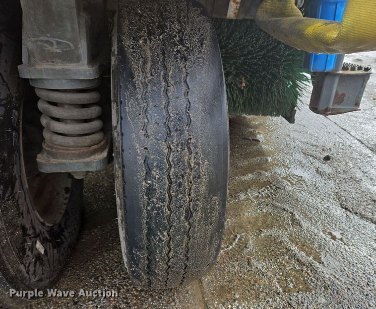 image for item EC4164 2009 Elgin Pelican Series NP street sweeper