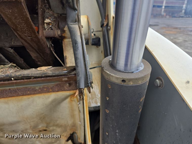 image for item EC4165 2015 Elgin Pelican Series NP street sweeper