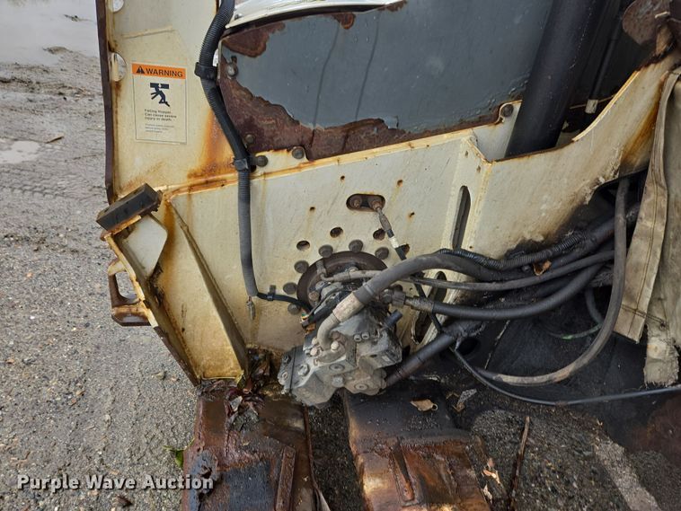 image for item EC4165 2015 Elgin Pelican Series NP street sweeper