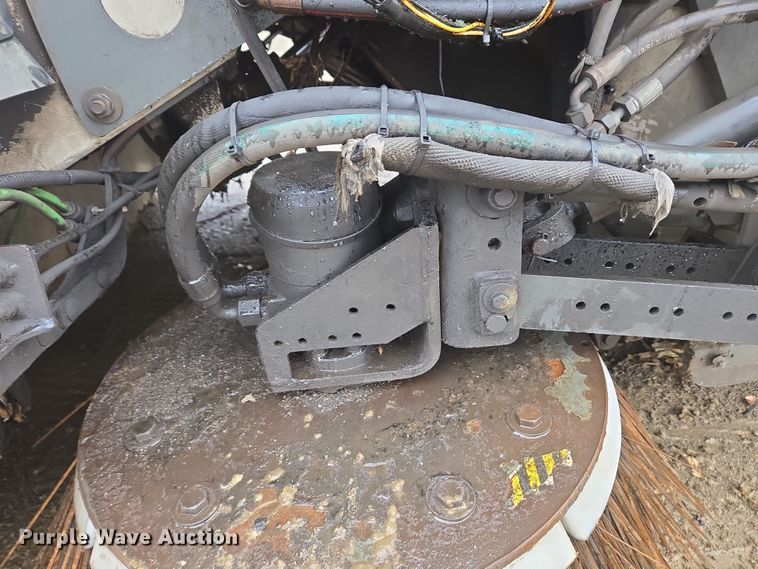 image for item EC4165 2015 Elgin Pelican Series NP street sweeper