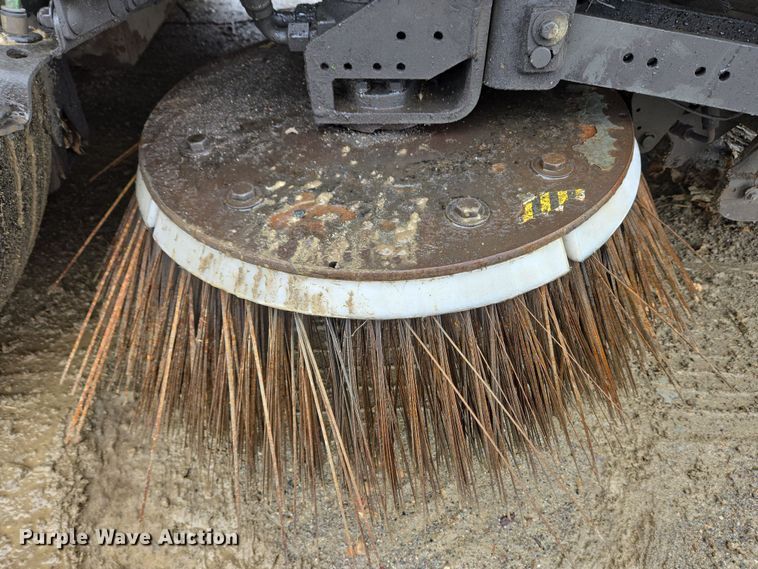 image for item EC4165 2015 Elgin Pelican Series NP street sweeper