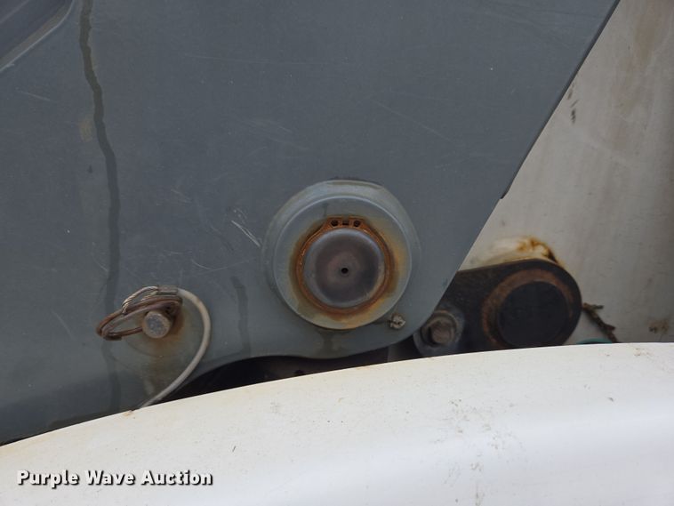 image for item EC4165 2015 Elgin Pelican Series NP street sweeper