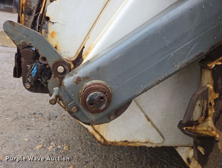 image for item EC4165 2015 Elgin Pelican Series NP street sweeper