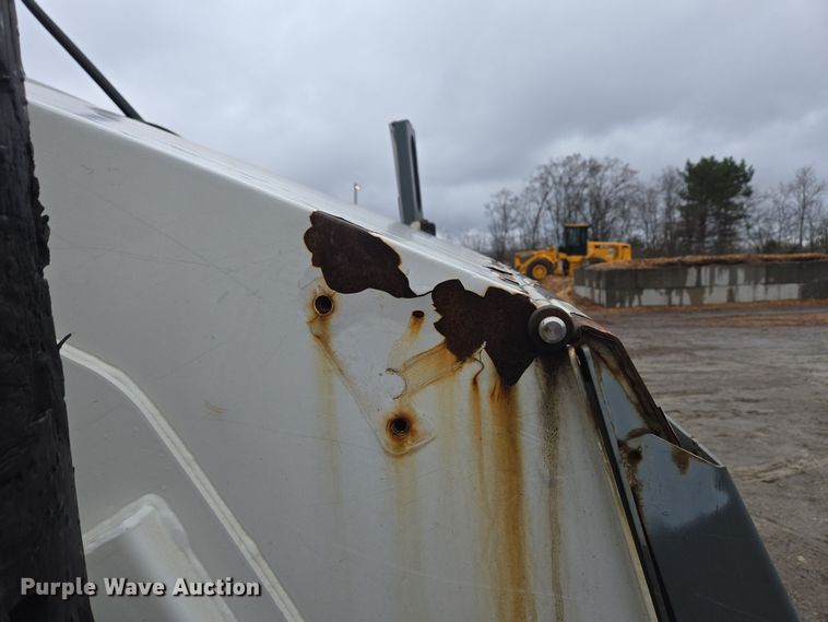 image for item EC4165 2015 Elgin Pelican Series NP street sweeper