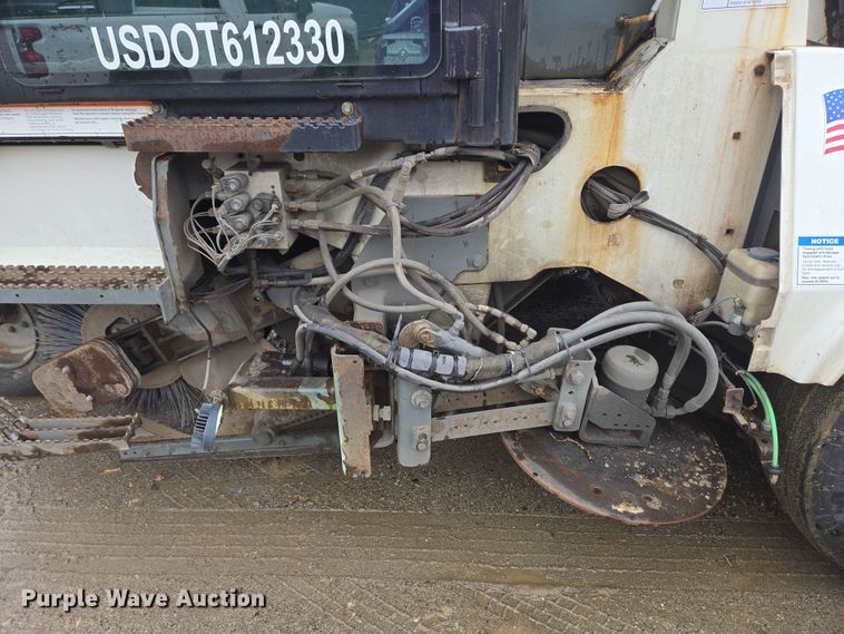 image for item EC4165 2015 Elgin Pelican Series NP street sweeper