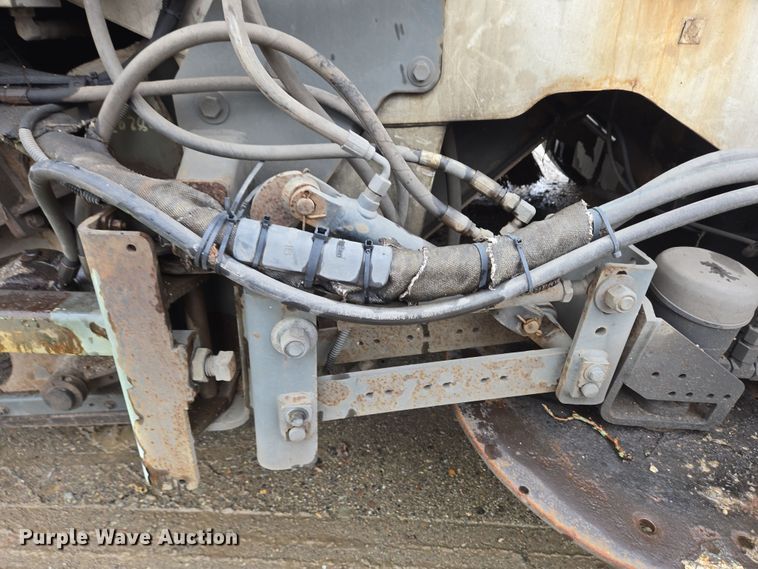 image for item EC4165 2015 Elgin Pelican Series NP street sweeper