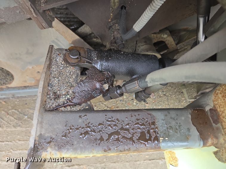 image for item EC4165 2015 Elgin Pelican Series NP street sweeper