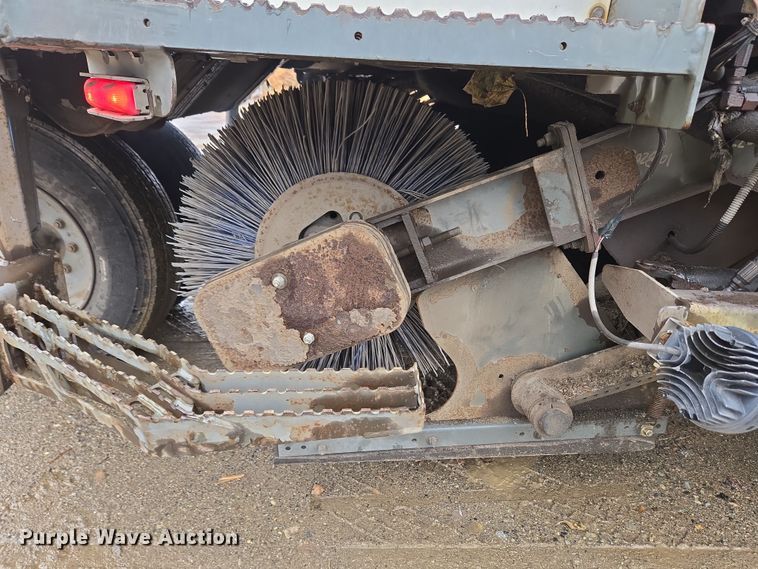 image for item EC4165 2015 Elgin Pelican Series NP street sweeper