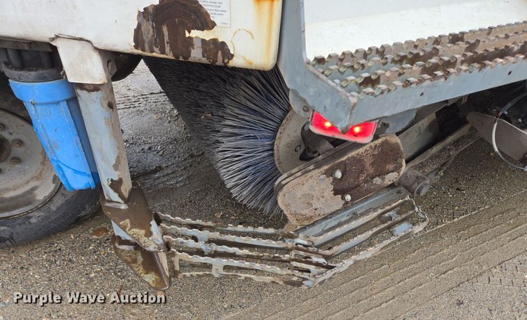 image for item EC4165 2015 Elgin Pelican Series NP street sweeper