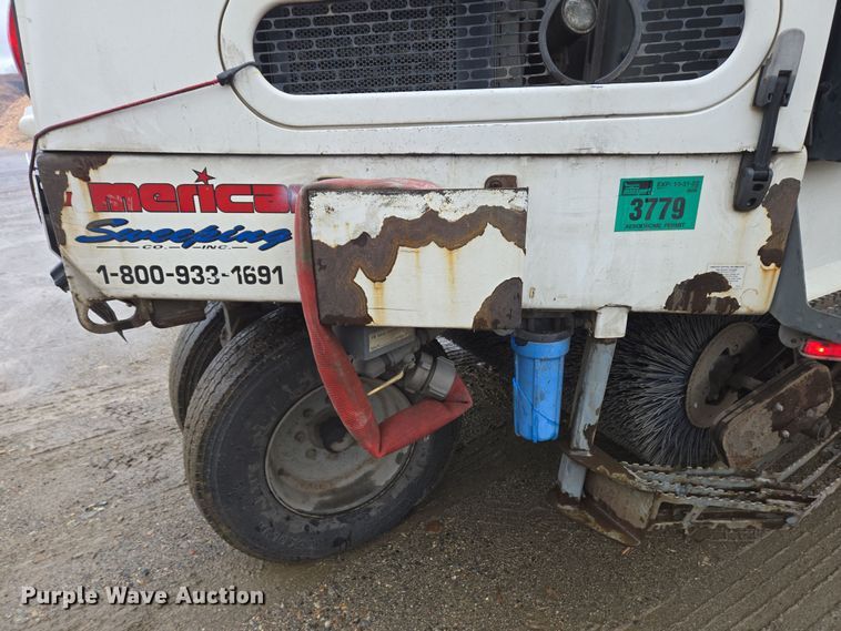 image for item EC4165 2015 Elgin Pelican Series NP street sweeper