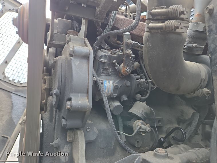 image for item EC4165 2015 Elgin Pelican Series NP street sweeper