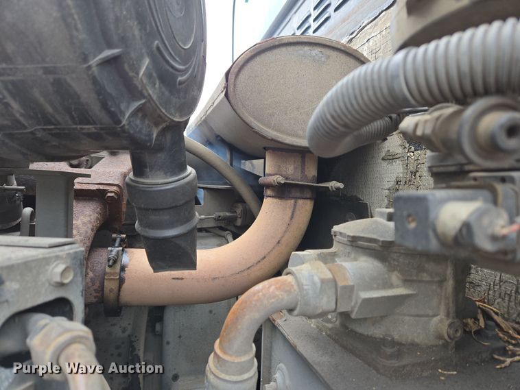 image for item EC4165 2015 Elgin Pelican Series NP street sweeper