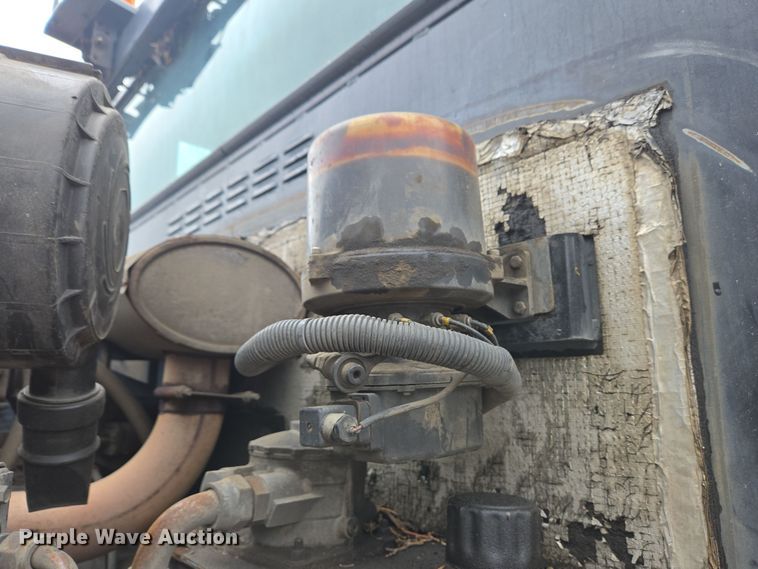 image for item EC4165 2015 Elgin Pelican Series NP street sweeper