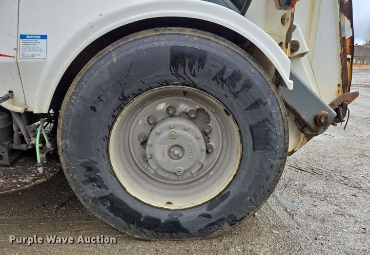 image for item EC4165 2015 Elgin Pelican Series NP street sweeper