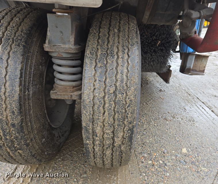 image for item EC4165 2015 Elgin Pelican Series NP street sweeper