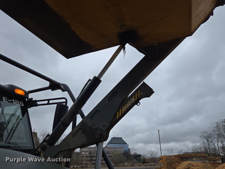 image for item EC4166 2009 Elgin Pelican Series NP street sweeper