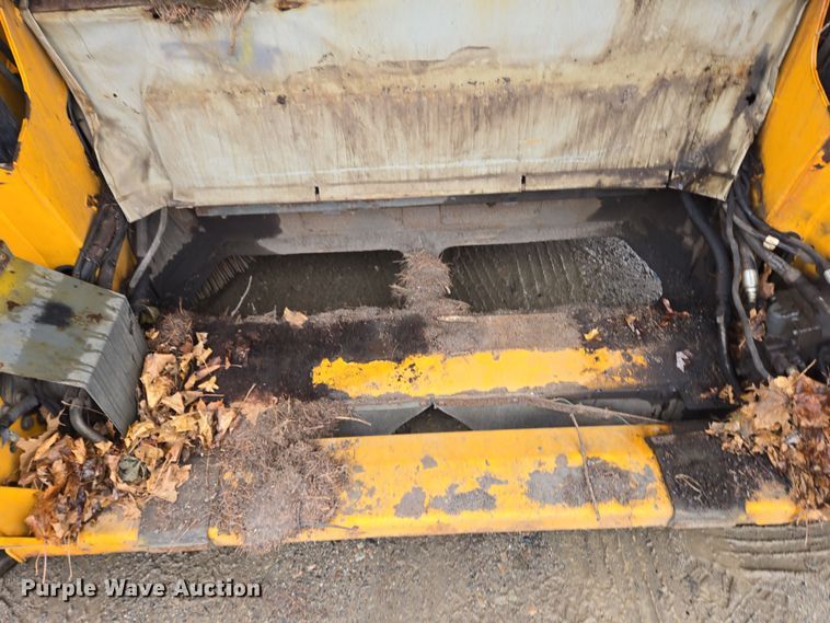 image for item EC4166 2009 Elgin Pelican Series NP street sweeper