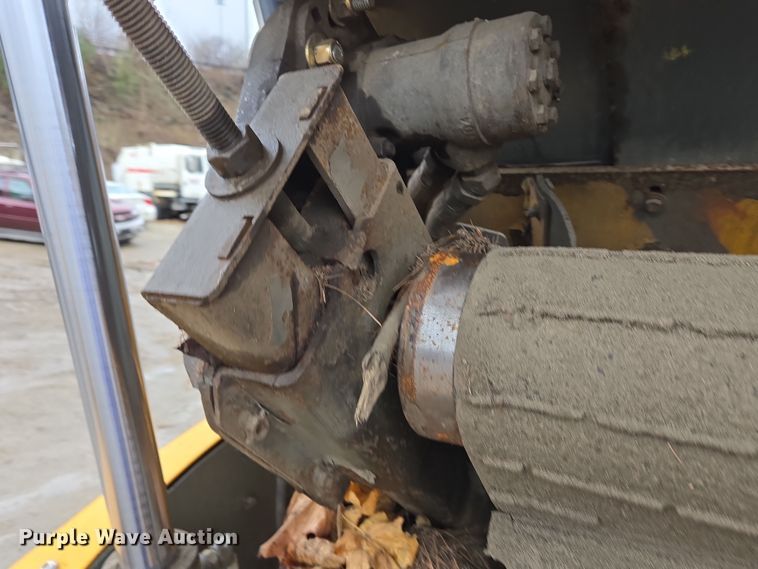 image for item EC4166 2009 Elgin Pelican Series NP street sweeper