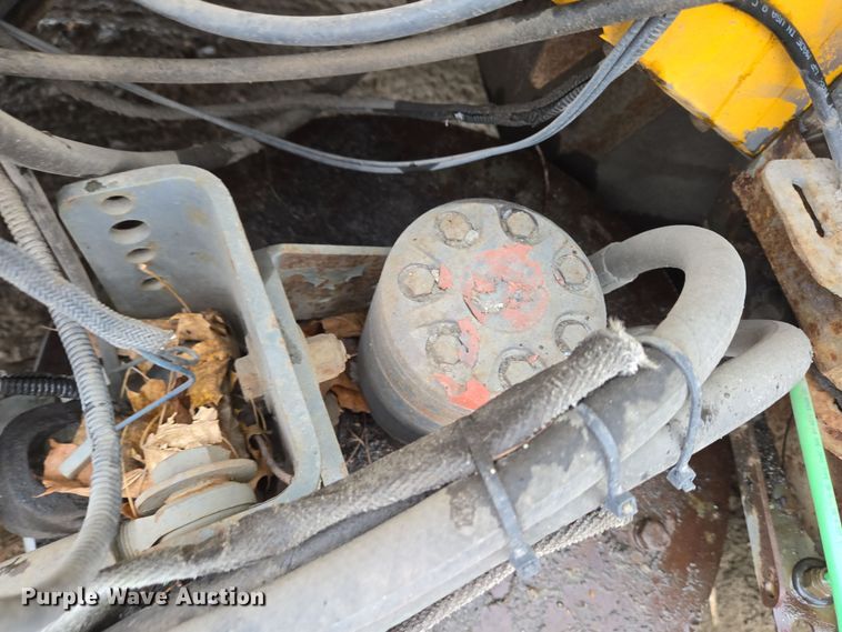 image for item EC4166 2009 Elgin Pelican Series NP street sweeper