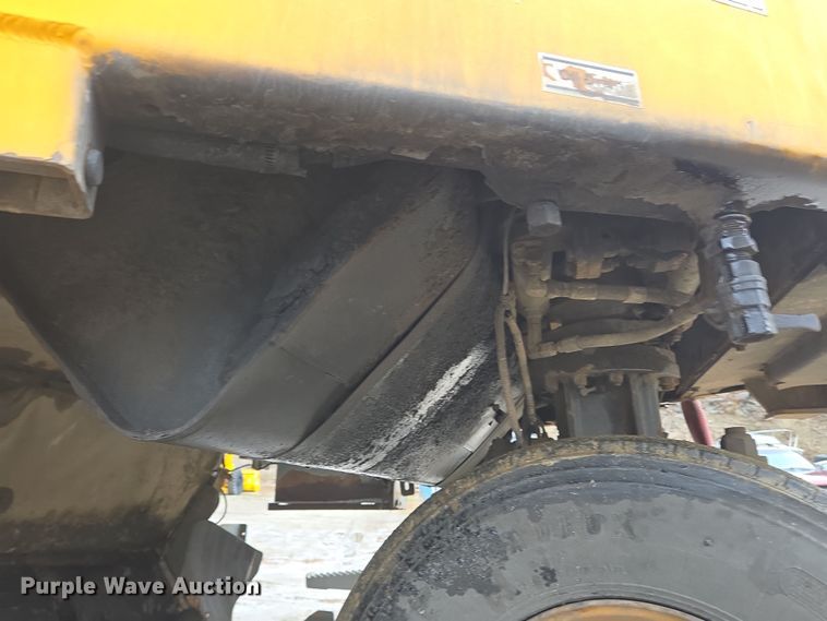 image for item EC4166 2009 Elgin Pelican Series NP street sweeper