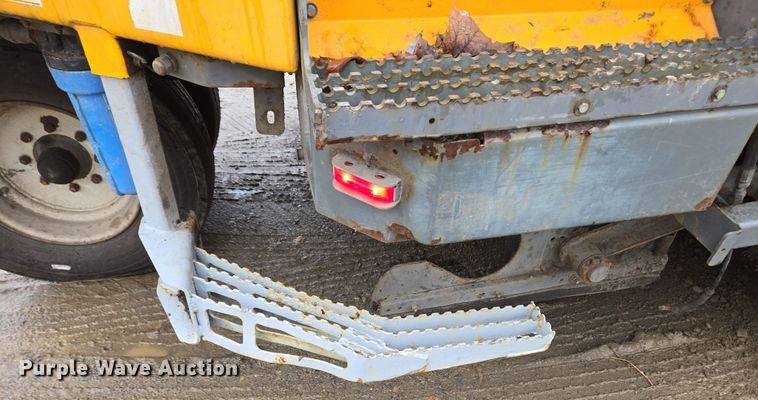 image for item EC4166 2009 Elgin Pelican Series NP street sweeper