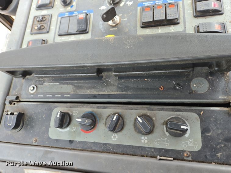 image for item EC4166 2009 Elgin Pelican Series NP street sweeper