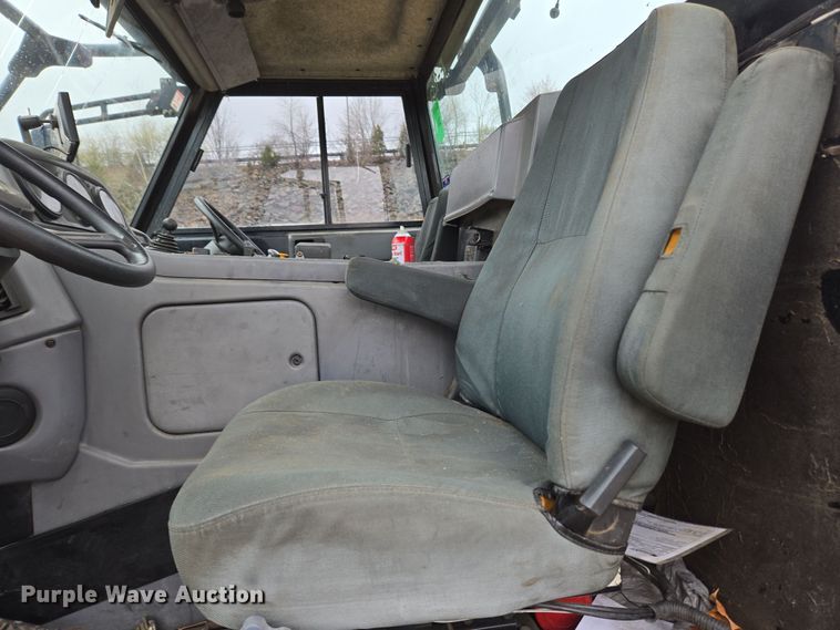 image for item EC4166 2009 Elgin Pelican Series NP street sweeper