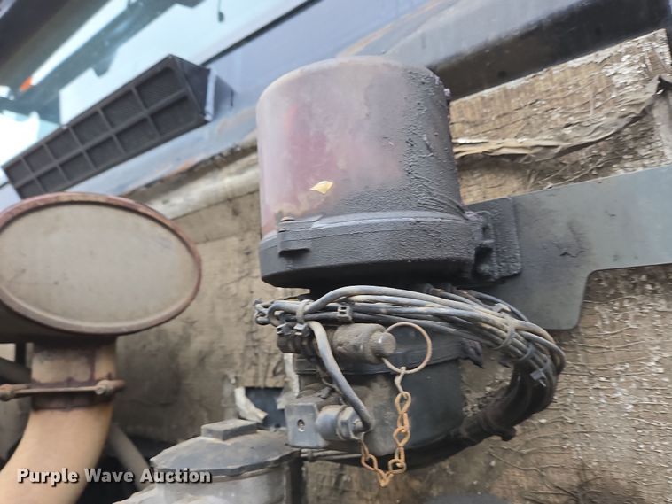 image for item EC4166 2009 Elgin Pelican Series NP street sweeper