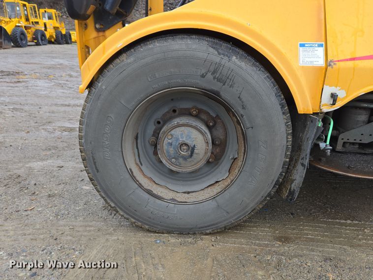 image for item EC4166 2009 Elgin Pelican Series NP street sweeper