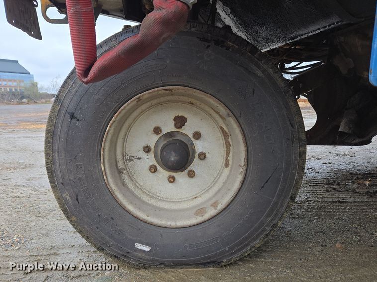 image for item EC4166 2009 Elgin Pelican Series NP street sweeper