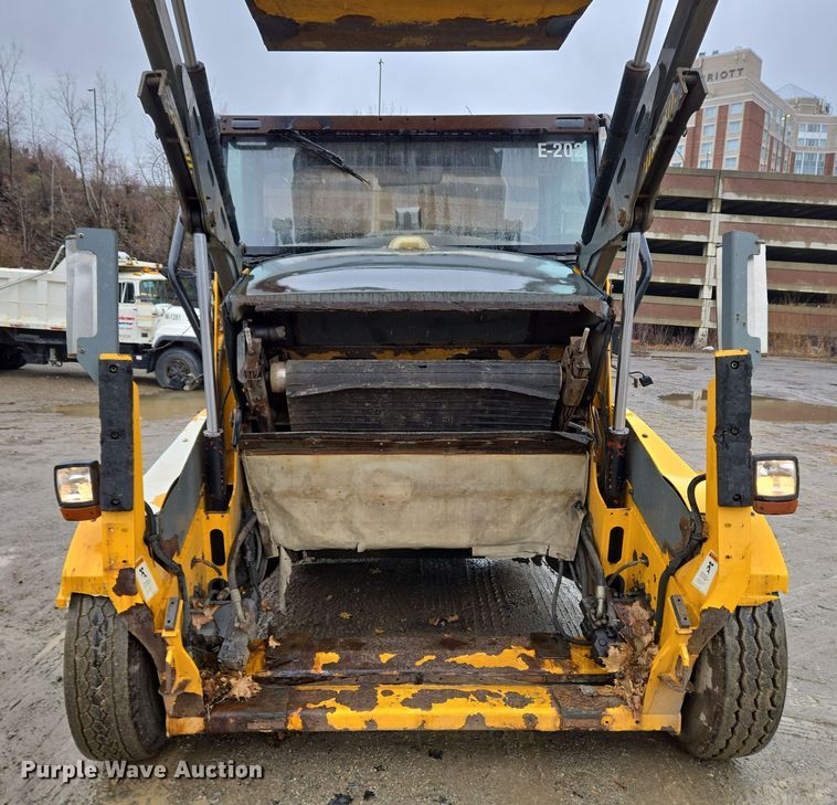 image for item EC4167 2011 Elgin Pelican Series NP street sweeper