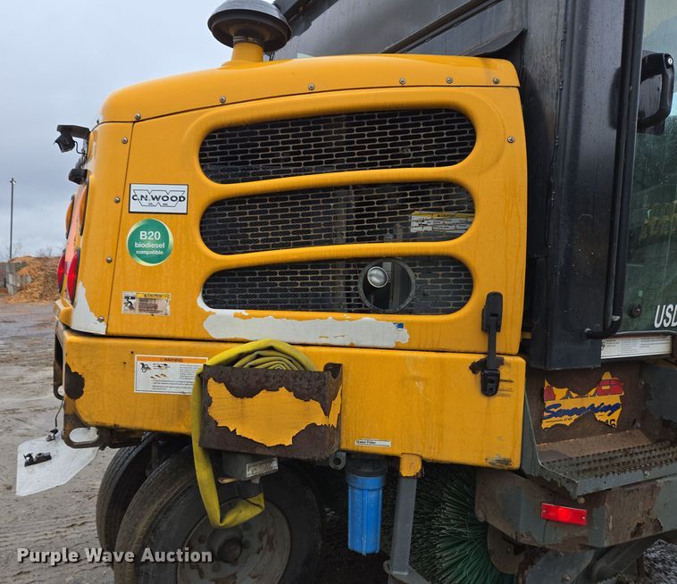 image for item EC4167 2011 Elgin Pelican Series NP street sweeper