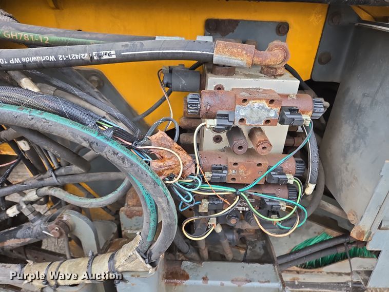 image for item EC4167 2011 Elgin Pelican Series NP street sweeper