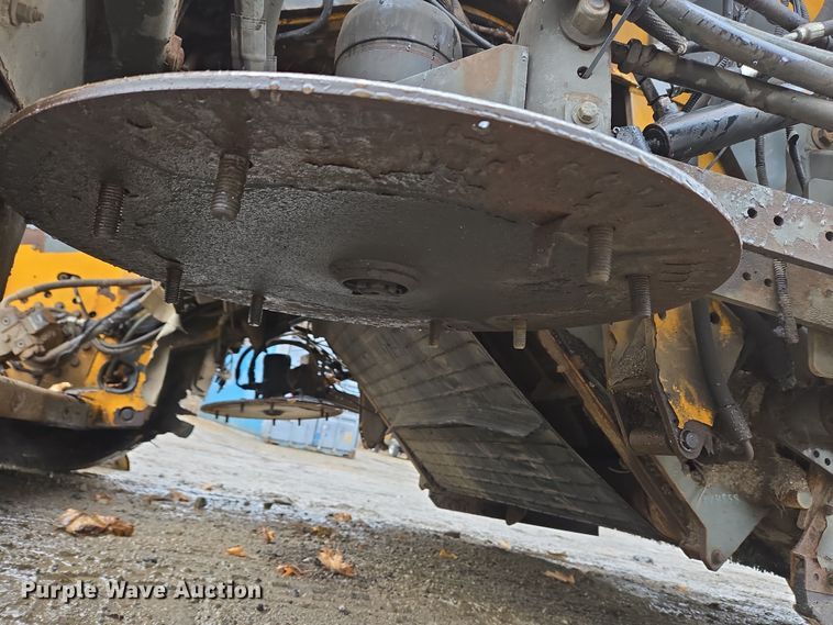 image for item EC4167 2011 Elgin Pelican Series NP street sweeper