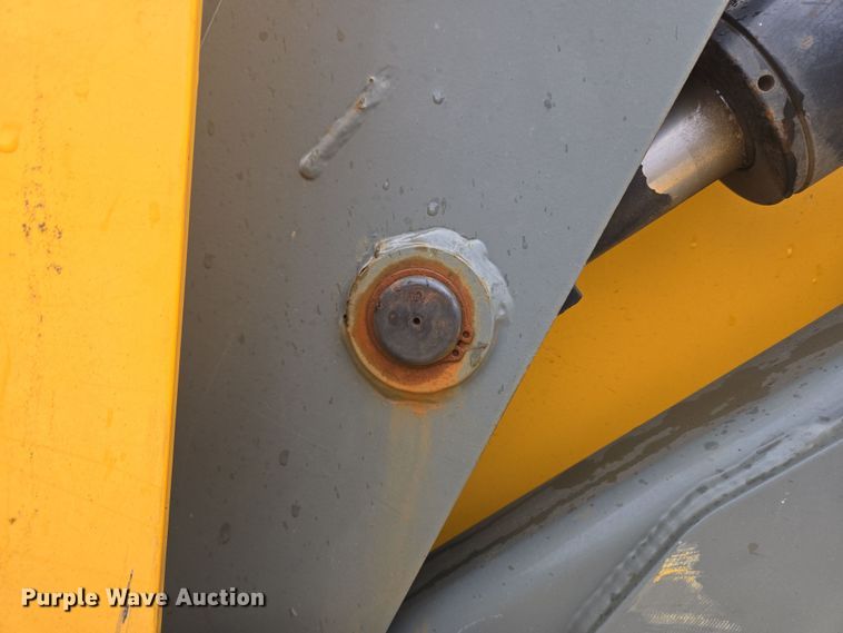 image for item EC4167 2011 Elgin Pelican Series NP street sweeper