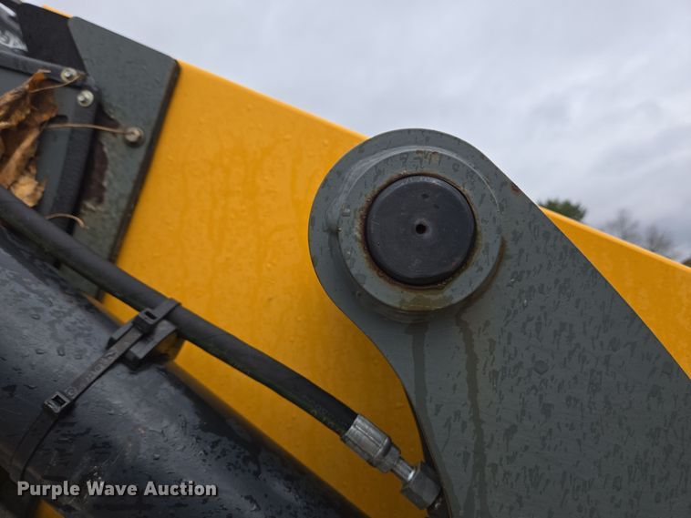 image for item EC4167 2011 Elgin Pelican Series NP street sweeper