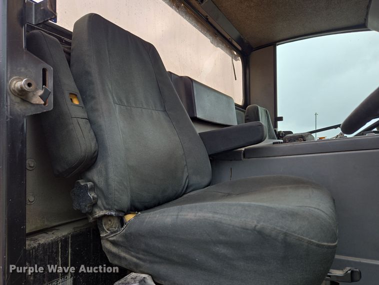 image for item EC4167 2011 Elgin Pelican Series NP street sweeper