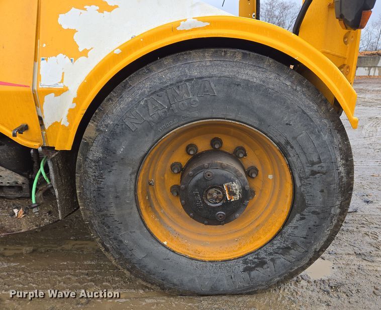 image for item EC4167 2011 Elgin Pelican Series NP street sweeper