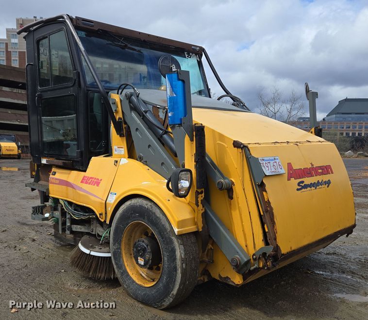 image for item EC4168 2011 Elgin Pelican Series NP street sweeper