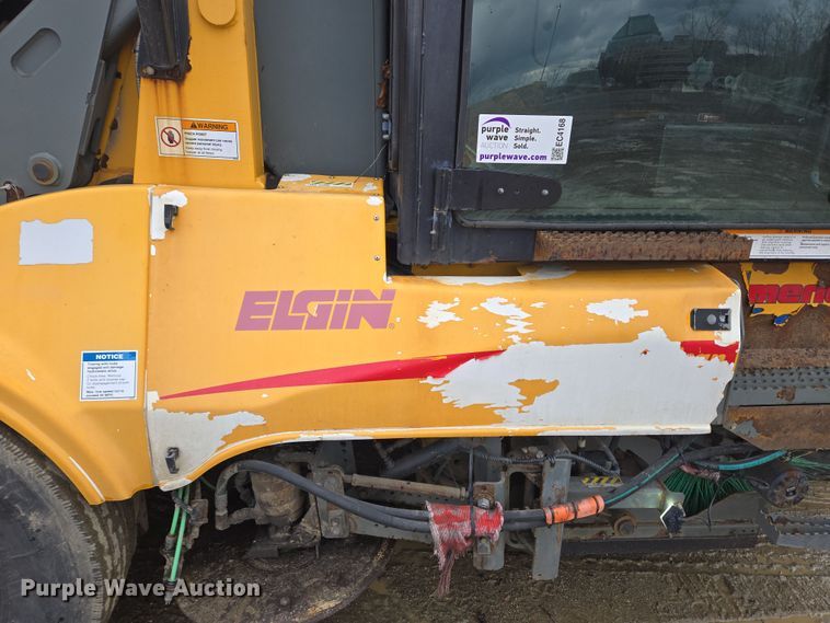image for item EC4168 2011 Elgin Pelican Series NP street sweeper