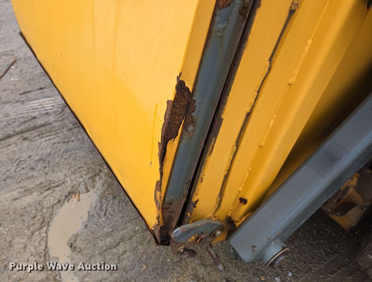 image for item EC4168 2011 Elgin Pelican Series NP street sweeper