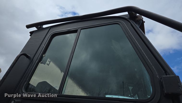 image for item EC4168 2011 Elgin Pelican Series NP street sweeper