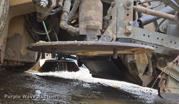 image for item EC4168 2011 Elgin Pelican Series NP street sweeper